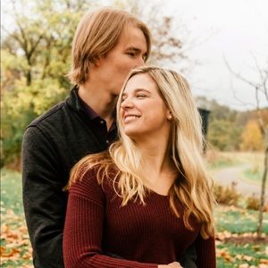 Meet your Posher, Claire